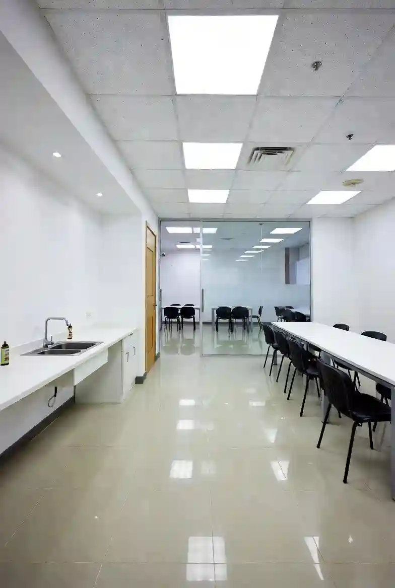 Professional office cleaning result in Garwood, NJ – pristine restroom