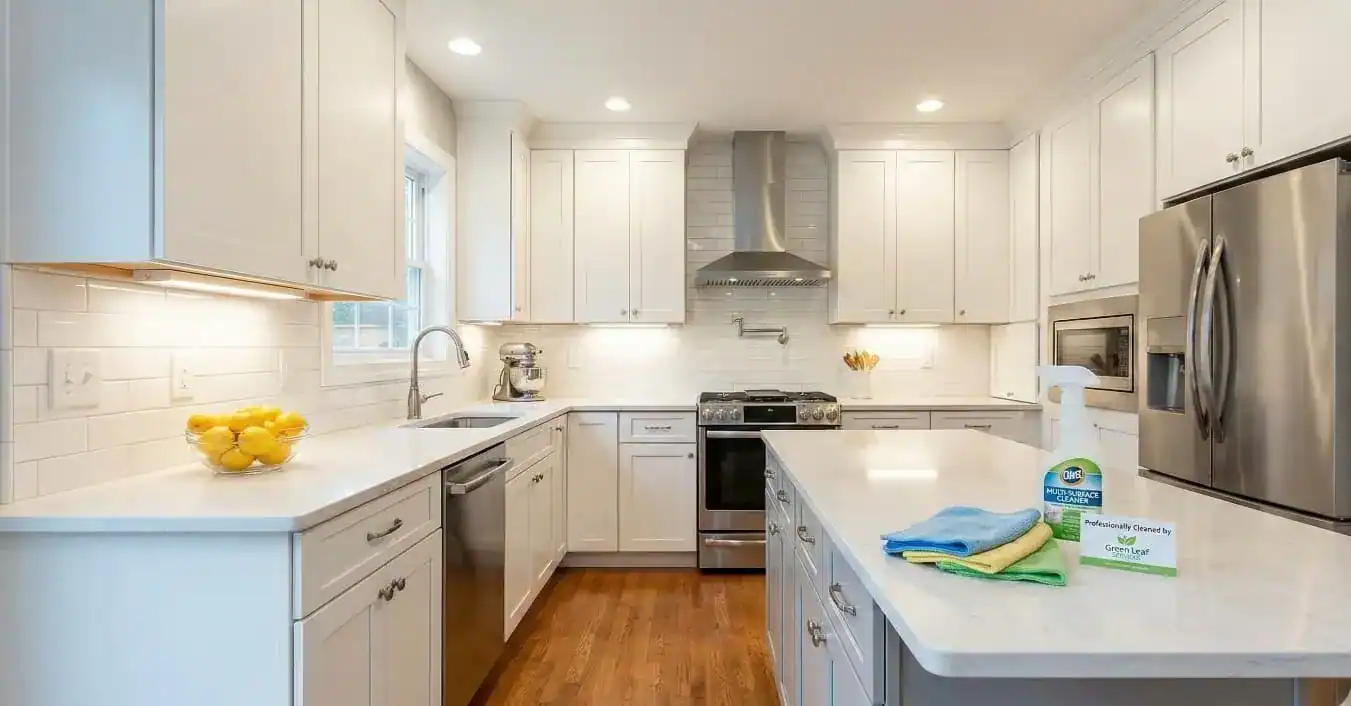 Professional house cleaning result in Cedar Grove, NJ – organized kitchen cabinets