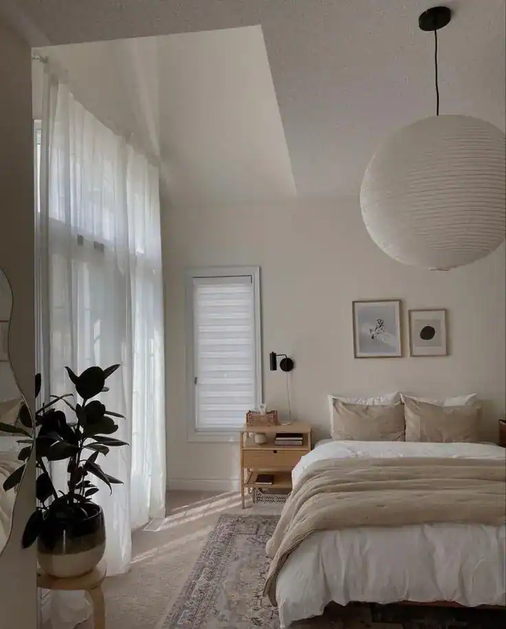 Detailed floor cleaning Union NJ — shining hardwood after house cleaning